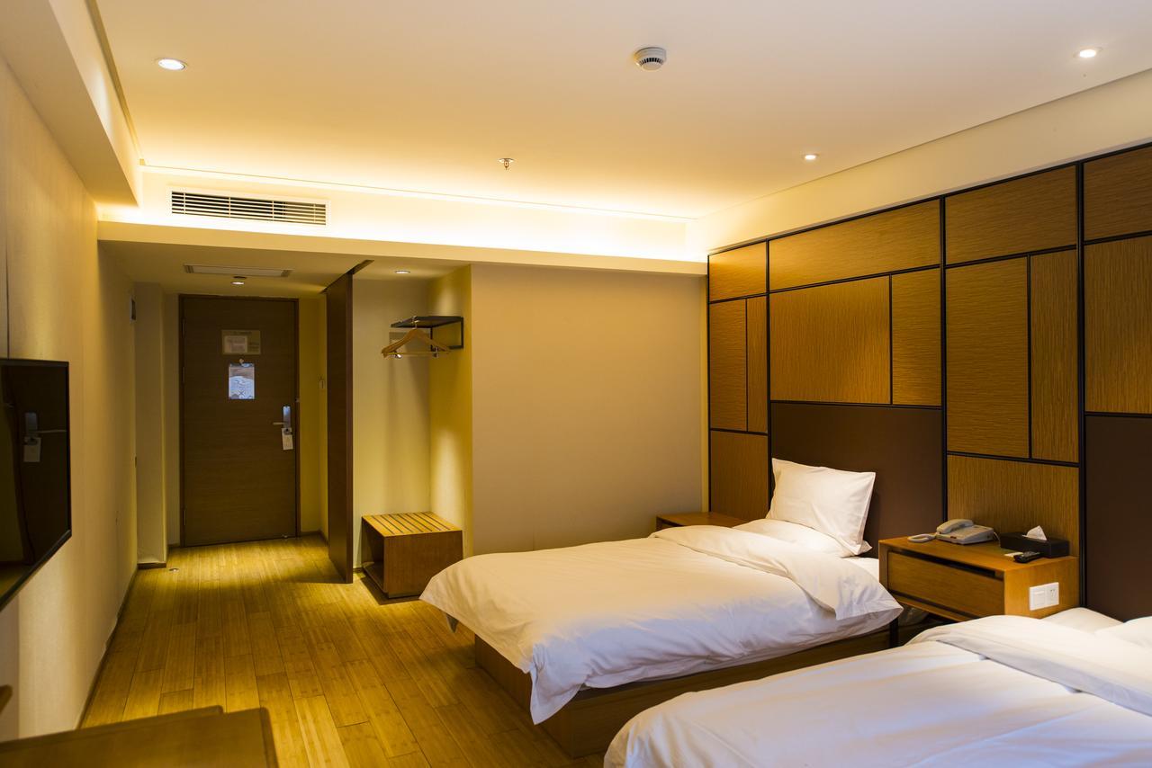 เจไอ โฮเทล เซี่ยงไฮ้ เจียงเฉียว ว่านต้าพลาซ่า Hotel ภายนอก รูปภาพ