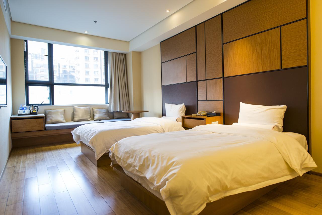 เจไอ โฮเทล เซี่ยงไฮ้ เจียงเฉียว ว่านต้าพลาซ่า Hotel ภายนอก รูปภาพ